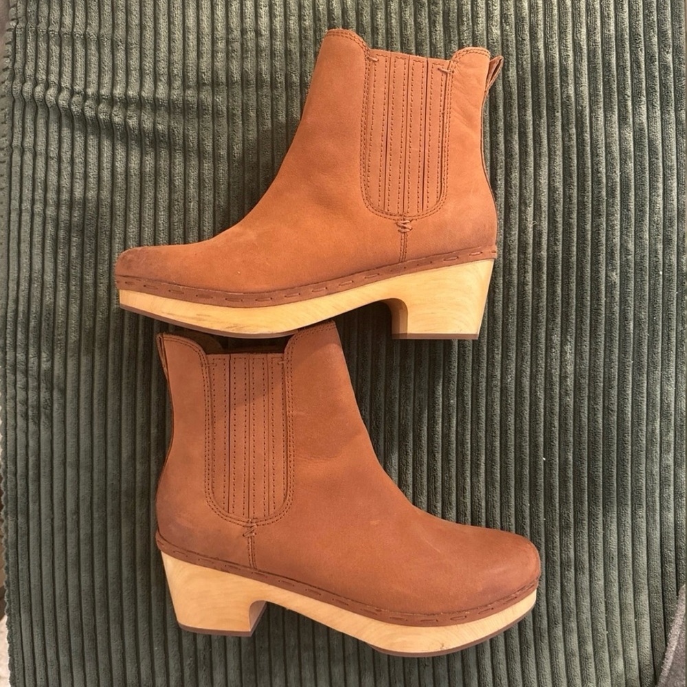 Frye nubuck clog boots